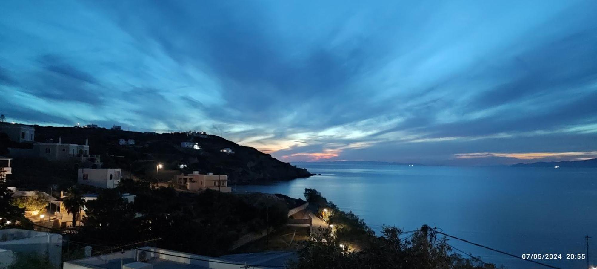 White Lotus Seaside Apartment Kini Exterior foto